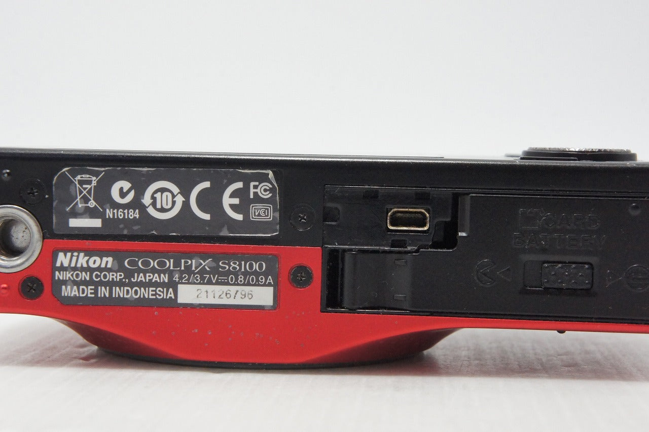 Nikon ニコン COOLPIX S8100 コンパクトデジタルカメラ フラッシュ