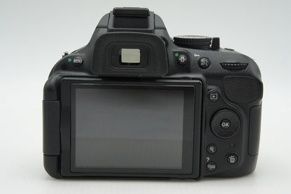 美品 Nikon ニコン D5200 ボディ デジタル一眼レフカメラ 260209t