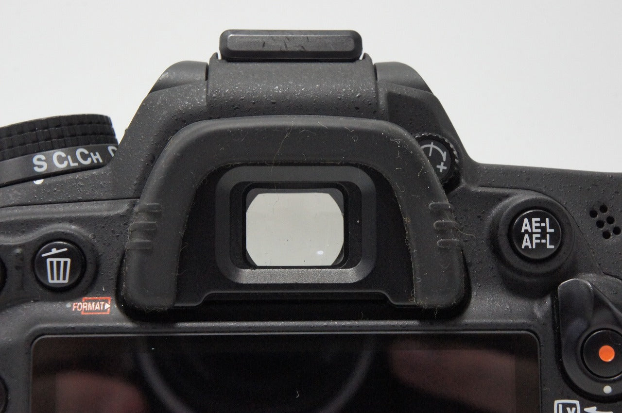 良品 Nikon ニコン D7000 ボディ デジタル一眼レフカメラ 260425c