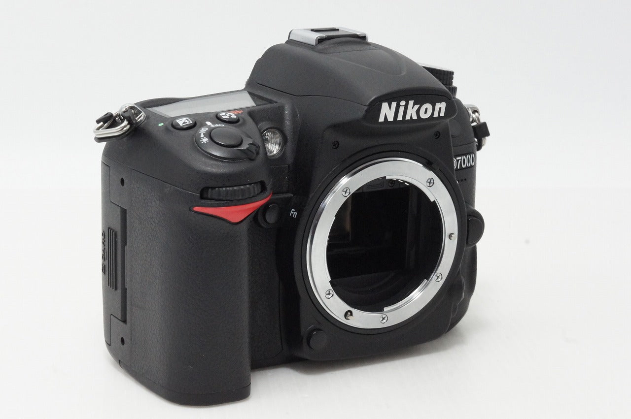 良品 Nikon ニコン D7000 ボディ デジタル一眼レフカメラ 260425c