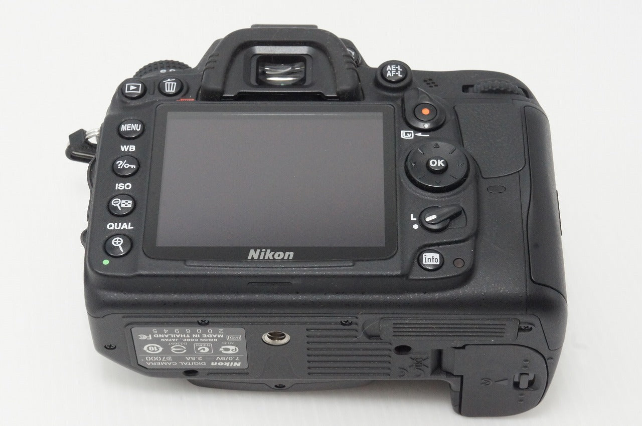 良品 Nikon ニコン D7000 ボディ デジタル一眼レフカメラ 260425c