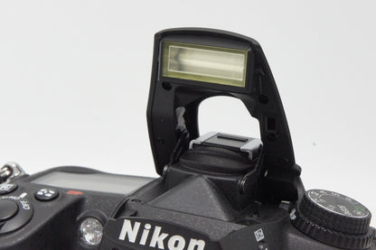 良品 Nikon ニコン D7000 ボディ デジタル一眼レフカメラ 260425c