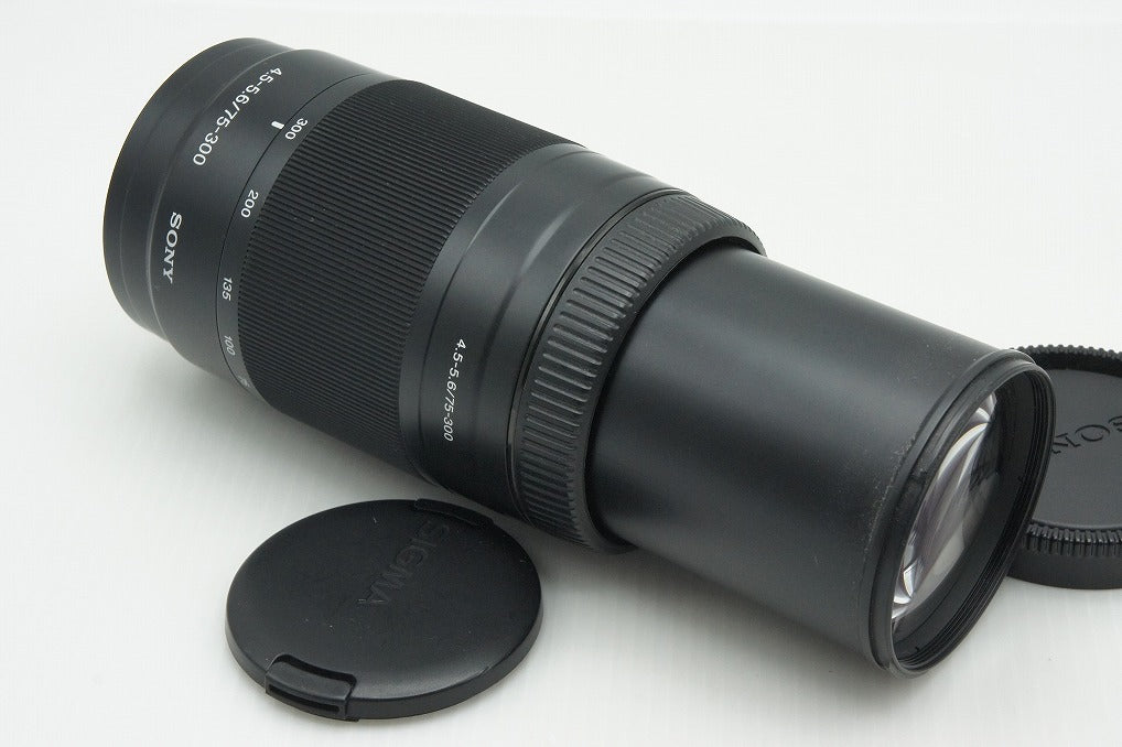 良品 SONY ソニー AF 75-300mm F4.5-5.6 SAL75300 MINOLTA ミノルタ αマウント ズームレンズ 260210x