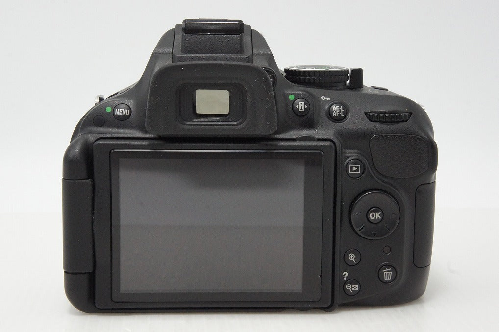 良品 Nikon ニコン D5200 ボディ デジタル一眼レフカメラ 260514a