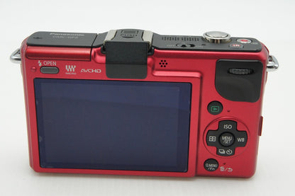 良品 Panasonic パナソニック LUMIX DMC-GF2 ボディ ミラーレス一眼カメラ ファインレッド 260210b