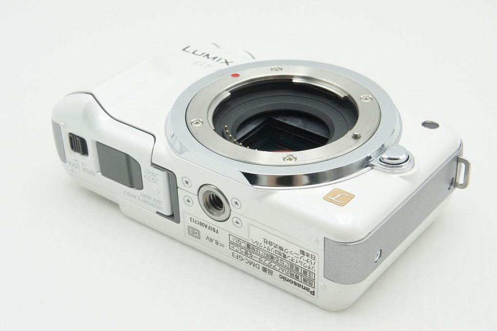 良品 Panasonic パナソニック LUMIX DMC-GF3 ボディ ミラーレス一眼カメラ シェルホワイト 260818sl