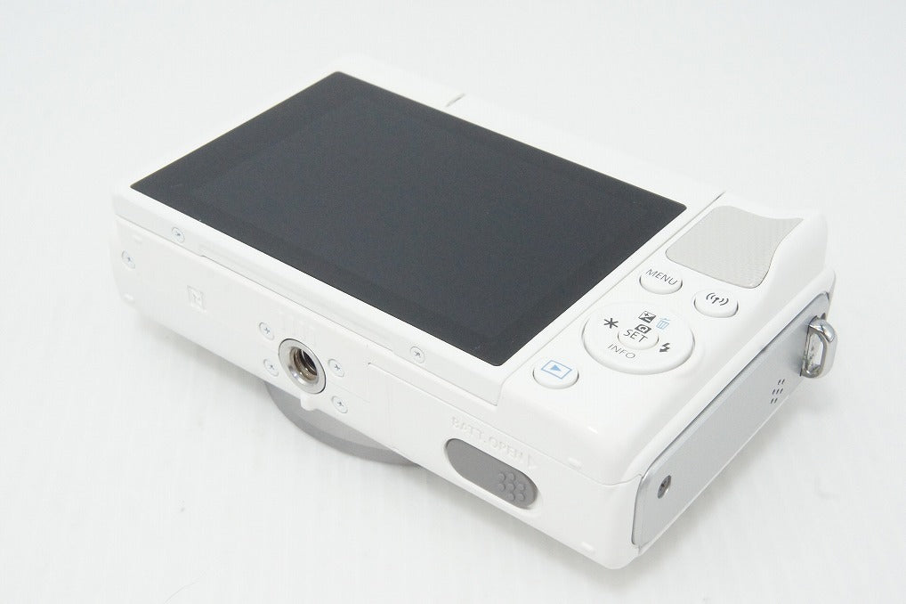 良品 Canon キヤノン EOS M100 ボディ + EF-M 15-45mm IS STM レンズ
