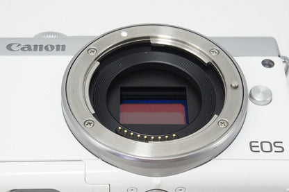 良品 Canon キヤノン EOS M100 ボディ + EF-M 15-45mm IS STM レンズキット ミラーレス一眼カメラ ホワイト 260515s