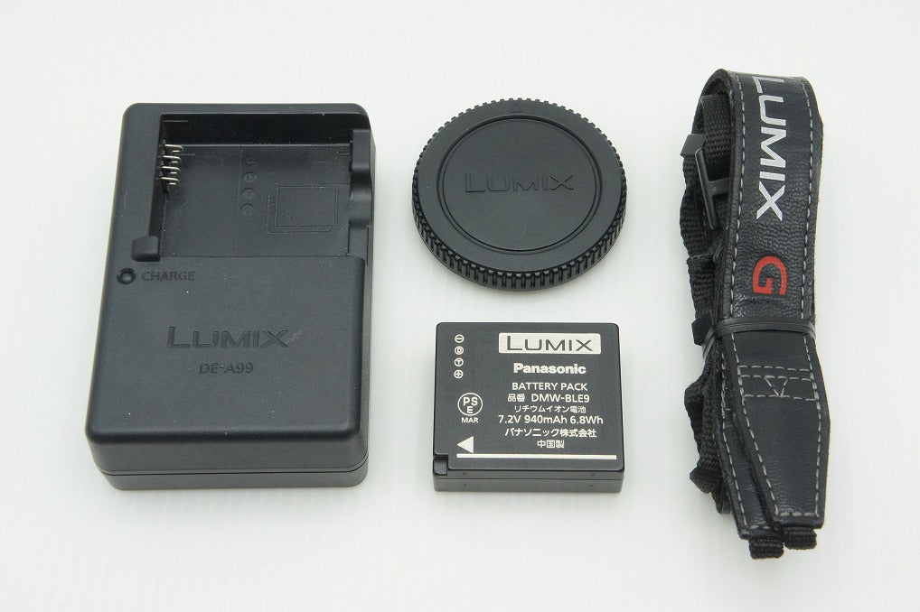 良品 Panasonic パナソニック LUMIX DMC-GF3 ボディ ミラーレス一眼カメラ シェルホワイト 260210d