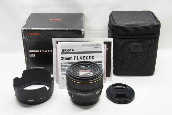 美品 SIGMA シグマ 30mm F1.4 EX DC HSM Canon Canon EFマウント APS-C 単焦点レンズ 元箱付 240907f