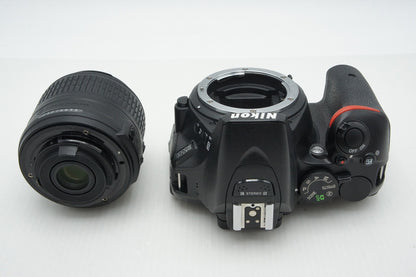 良品 Nikon ニコン D5500 + AF-S DX 18-55mm VR II レンズキット デジタル一眼レフカメラ 元箱付 260319bg