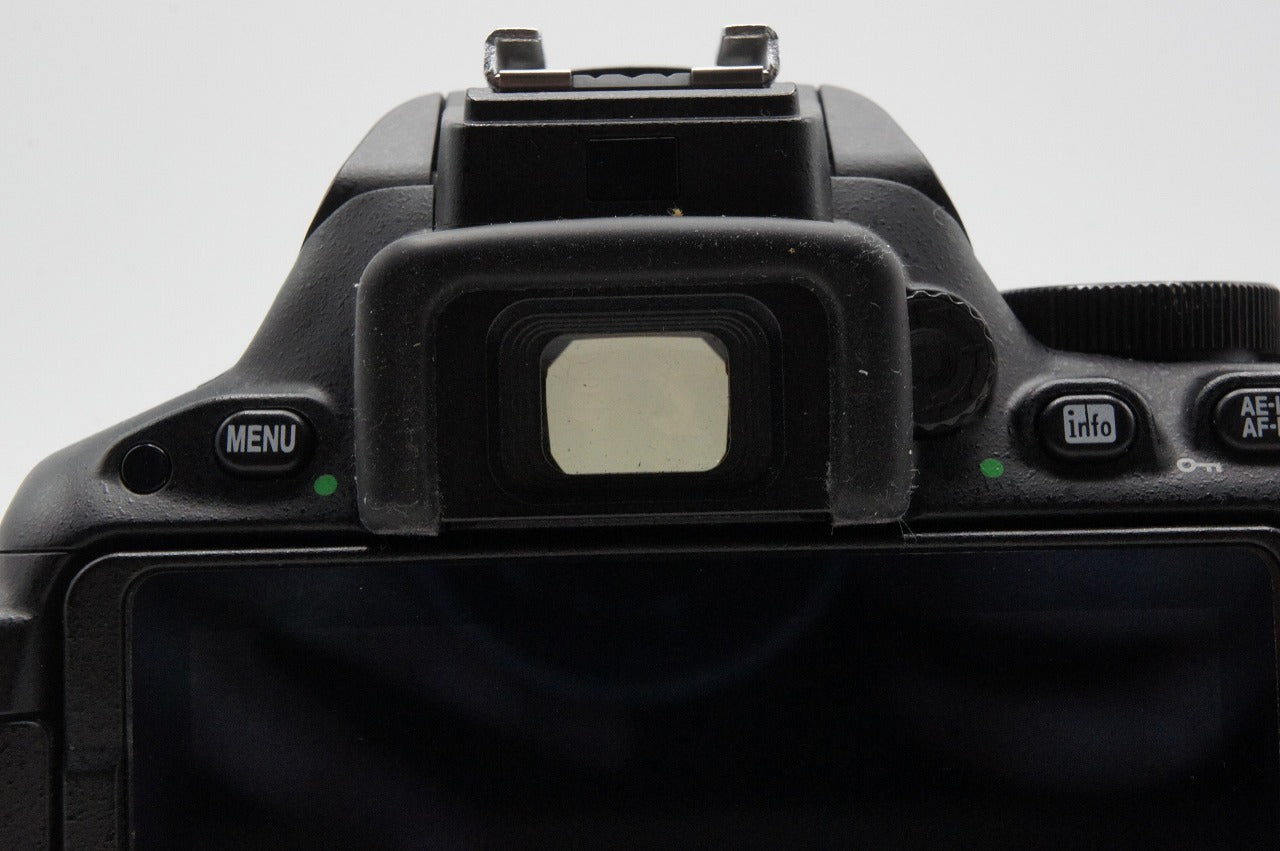 良品 Nikon ニコン D5500 + AF-S DX 18-55mm VR II レンズキット デジタル一眼レフカメラ 元箱付 260319bg