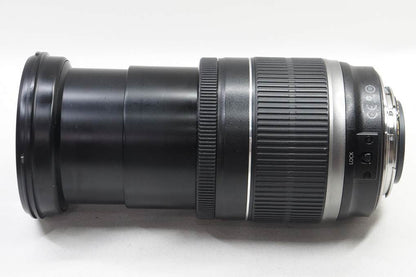 良品 Canon キヤノン EF-S 18-200mm F3.5-5.6 IS APS-C ズームレンズ フード付 250814d