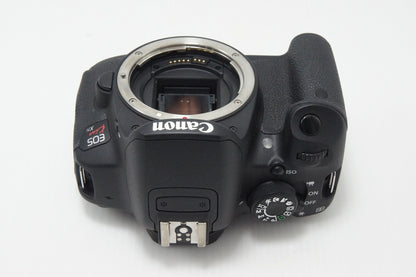 美品 Canon キヤノン EOS Kiss X7i ボディ デジタル一眼レフカメラ 260826e