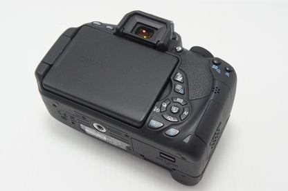 美品 Canon キヤノン EOS Kiss X7i ボディ デジタル一眼レフカメラ 260826e