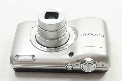 美品 Nikon ニコン COOLPIX L26 コンパクトデジタルカメラ シルバー 元箱付 250814o