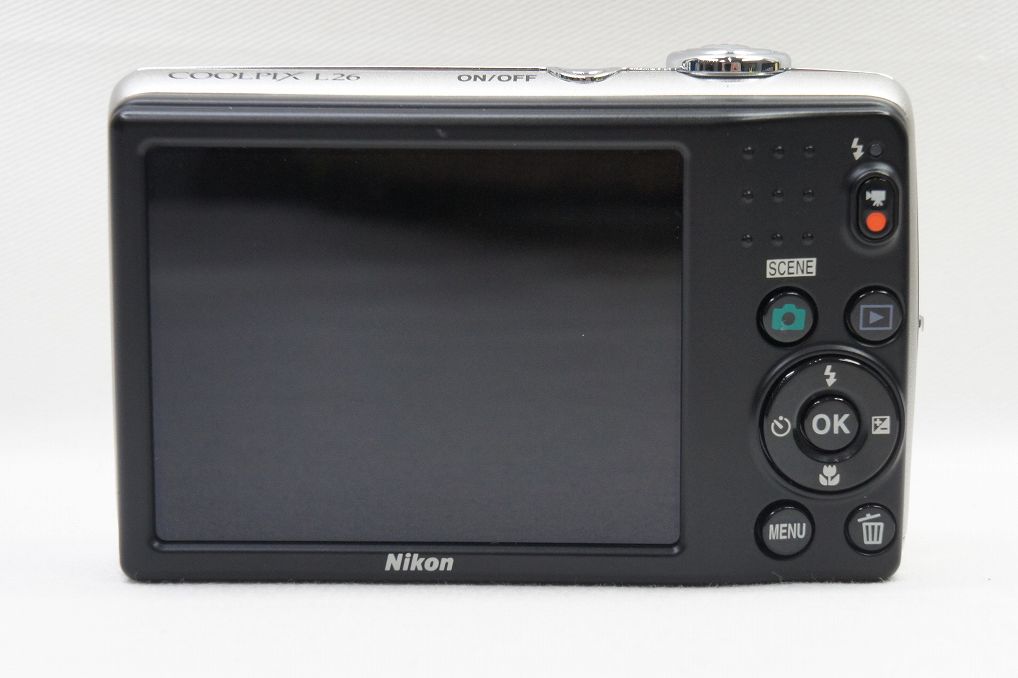 美品 Nikon ニコン COOLPIX L26 コンパクトデジタルカメラ シルバー 元箱付 250814o