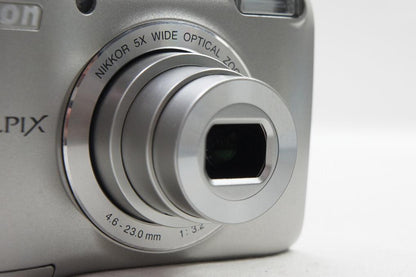 美品 Nikon ニコン COOLPIX L26 コンパクトデジタルカメラ シルバー 元箱付 250814o