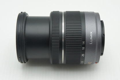 美品 Panasonic LUMIX G VARIO 14-42mm F3.5-5.6 ASPH. MEGA O.I.S H-FS014042 マイクロフォーサーズ フード付 260210da
