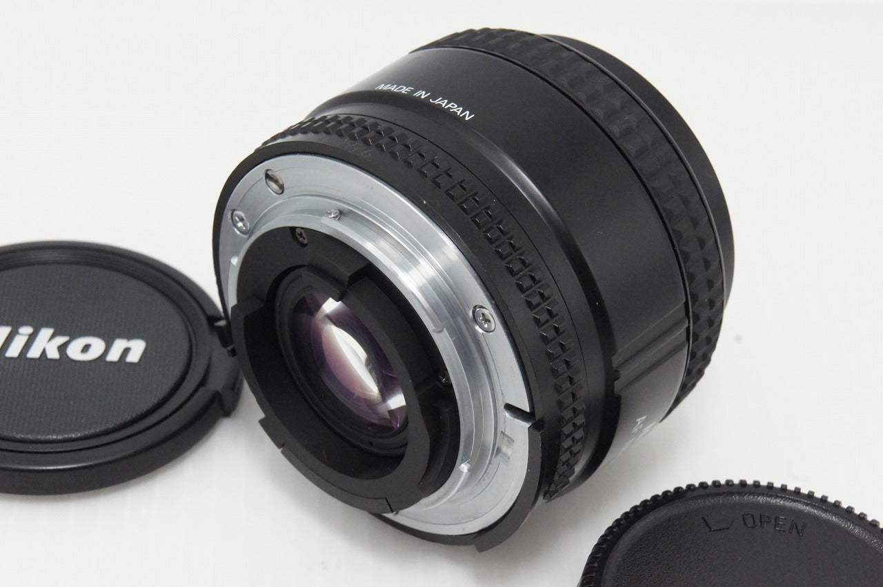 美品 Nikon ニコン AF NIKKOR 24mm F2.8D 単焦点レンズ 260515j