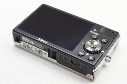 良品 Nikon ニコン COOLPIX S640 コンパクトデジタルカメラ アイスシルバー 元箱付 250814n