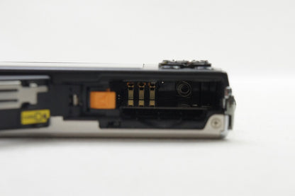 良品 Nikon ニコン COOLPIX S640 コンパクトデジタルカメラ アイスシルバー 元箱付 250814n