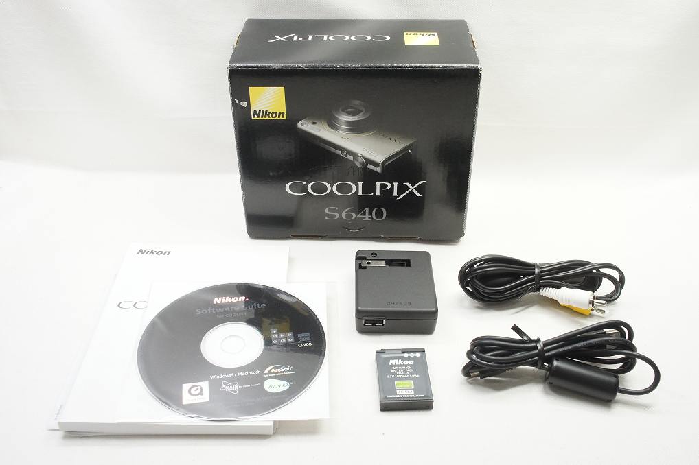 良品 Nikon ニコン COOLPIX S640 コンパクトデジタルカメラ アイスシルバー 元箱付 250814n
