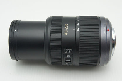 美品 Panasonic LUMIX G VARIO 45-200mm F4-5.6 MEGA O.I.S. H-FS045200 マイクロフォーサーズ フード付 260210l