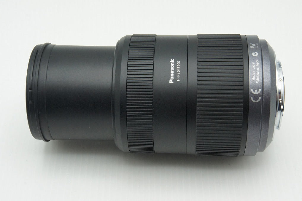 美品 Panasonic LUMIX G VARIO 45-200mm F4-5.6 MEGA O.I.S. H-FS045200 マイクロフォーサーズ フード付 260210l