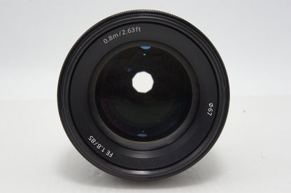 美品 SONY ソニー FE 85mm F1.8 SEL85F18 Eマウント フルサイズ 単焦点レンズ フード付 260516b