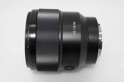 美品 SONY ソニー FE 85mm F1.8 SEL85F18 Eマウント フルサイズ 単焦点レンズ フード付 260516b