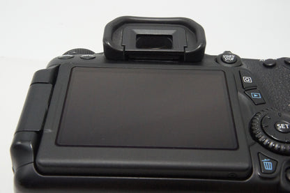 Canon キヤノン EOS 70D ボディ デジタル一眼レフカメラ 260812ag