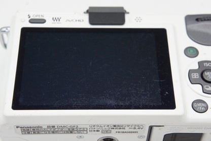 Panasonic パナソニック LUMIX DMC-GF2 ボディ ミラーレス一眼カメラ ホワイト 260318j
