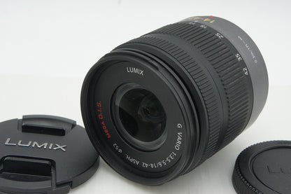 良品 Panasonic LUMIX G VARIO 14-42mm F3.5-5.6 ASPH. MEGA O.I.S H-FS014042 マイクロフォーサーズ フード付 260210k