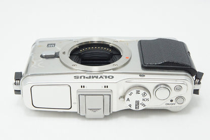 訳あり品 OLYMPUS オリンパス PEN E-P3 ボディ ミラーレス一眼カメラ シルバー 260319aw