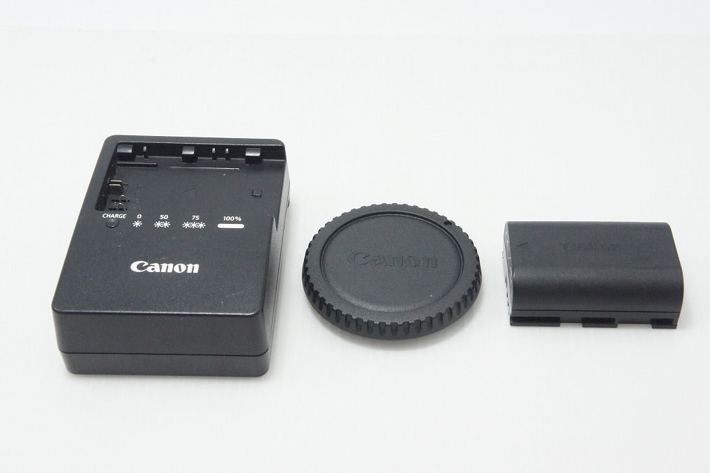 良品 Canon キヤノン EOS 60D ボディ デジタル一眼レフカメラ 260828o