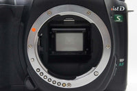 PENTAX ペンタックス *ist DS + smc PENTAX DA 18-55mm F3.5-5.6 AL デジタル一眼レフ 250816a