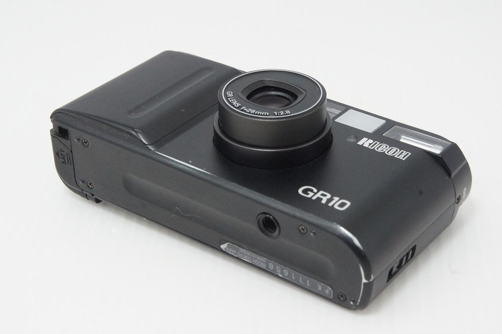 良品 RICOH リコー GR10 (28mm F2.8) 35mmコンパクトフィルムカメラ
