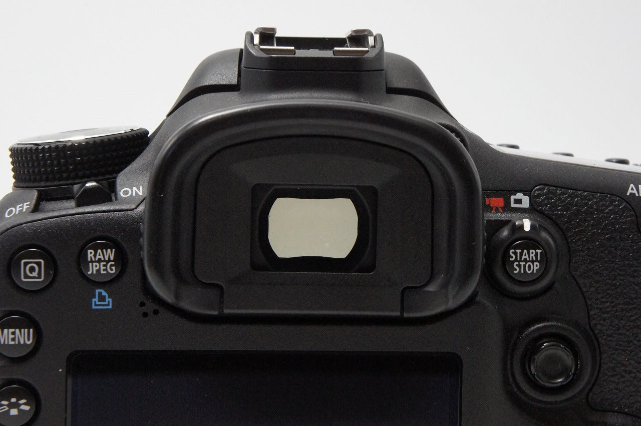 美品 Canon キヤノン EOS 7D ボディ デジタル一眼レフカメラ 260320bc