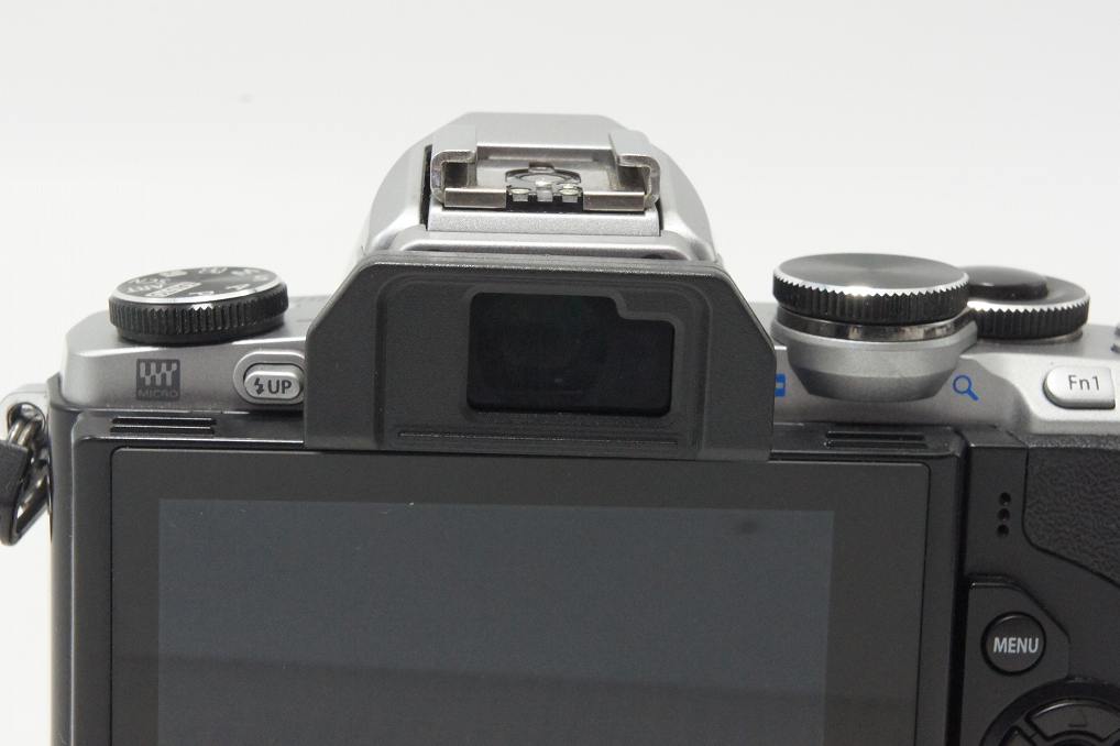 OLYMPUS オリンパス OM-D E-M10 ボディ ミラーレス一眼カメラ シルバー