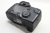 Canon キヤノン EOS 30D ボディ デジタル一眼レフカメラ 250818b