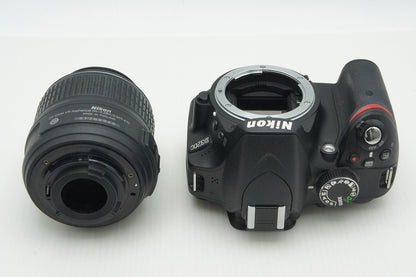 良品 Nikon ニコン D3200 ボディ + AF-S DX NIKKOR 18-55mm VR レンズキット デジタル一眼レフカメラ 260211z