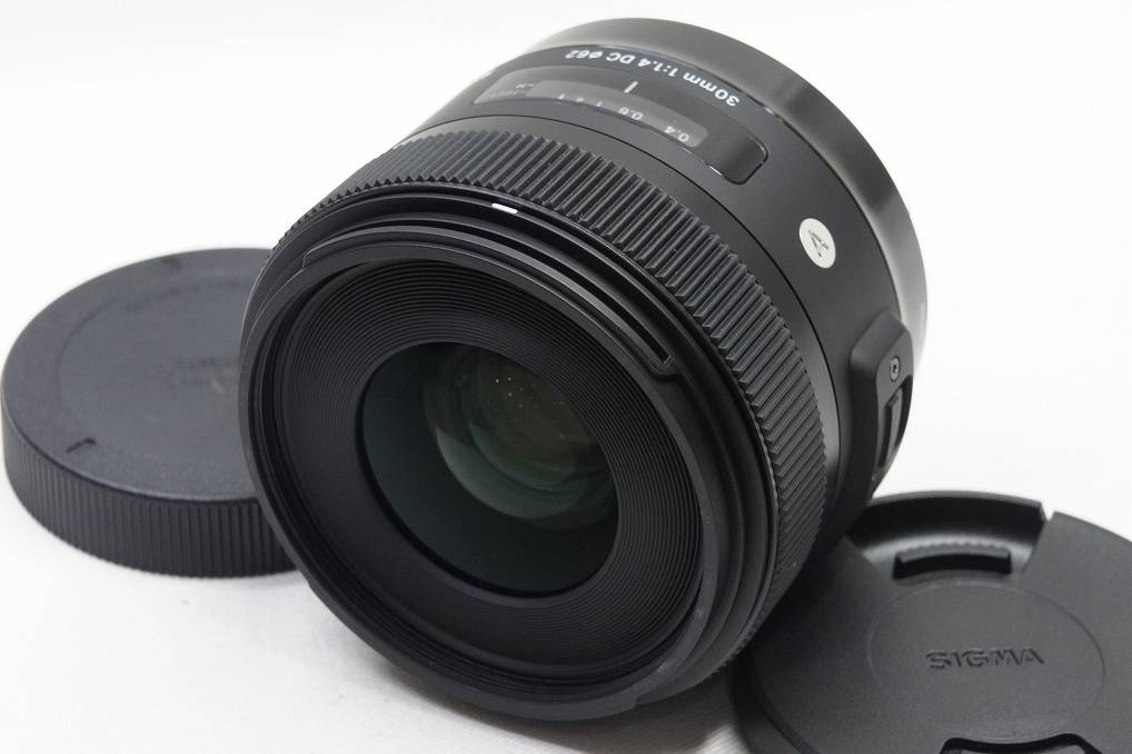 良品 SIGMA シグマ Art 30mm F1.4 DC HSM Canon キヤノン EFマウント 単焦点レンズ ポーチ付  250821d