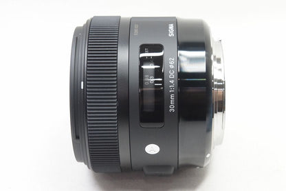 良品 SIGMA シグマ Art 30mm F1.4 DC HSM Canon キヤノン EFマウント 単焦点レンズ ポーチ付  250821d