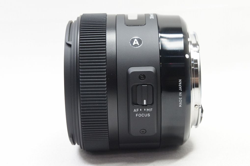 良品 SIGMA シグマ Art 30mm F1.4 DC HSM Canon キヤノン EFマウント 単焦点レンズ ポーチ付  250821d
