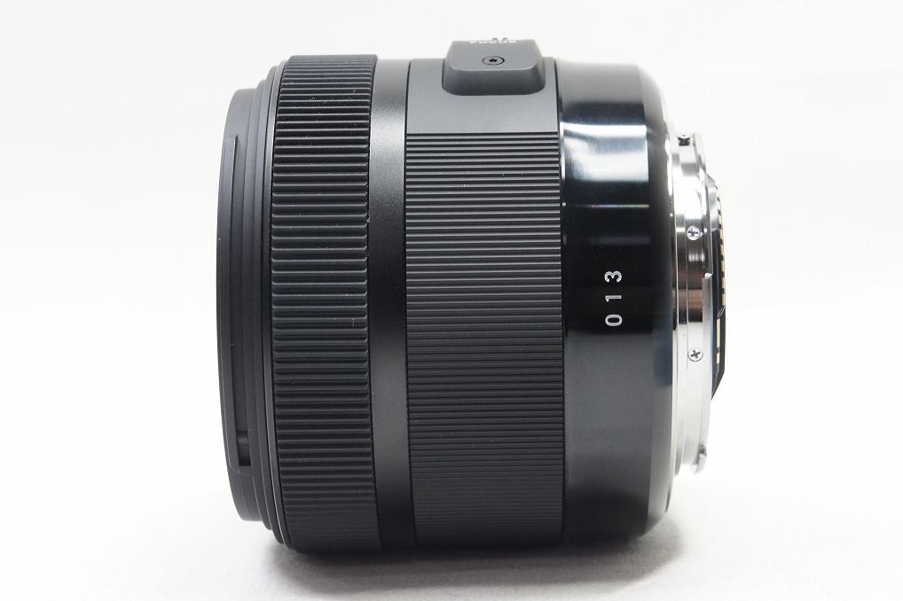 良品 SIGMA シグマ Art 30mm F1.4 DC HSM Canon キヤノン EFマウント 単焦点レンズ ポーチ付  250821d