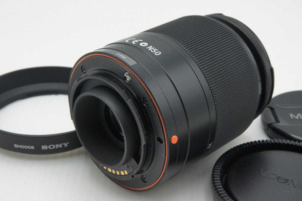 美品 SONY ソニー DT 18-70mm F3.5-5.6 SAL1870 MINOLTA ミノルタ αマウント ズームレンズ フード付 260213fa