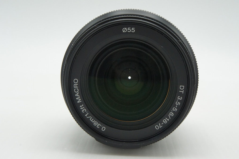 美品 SONY ソニー DT 18-70mm F3.5-5.6 SAL1870 MINOLTA ミノルタ αマウント ズームレンズ フード付 260213fa