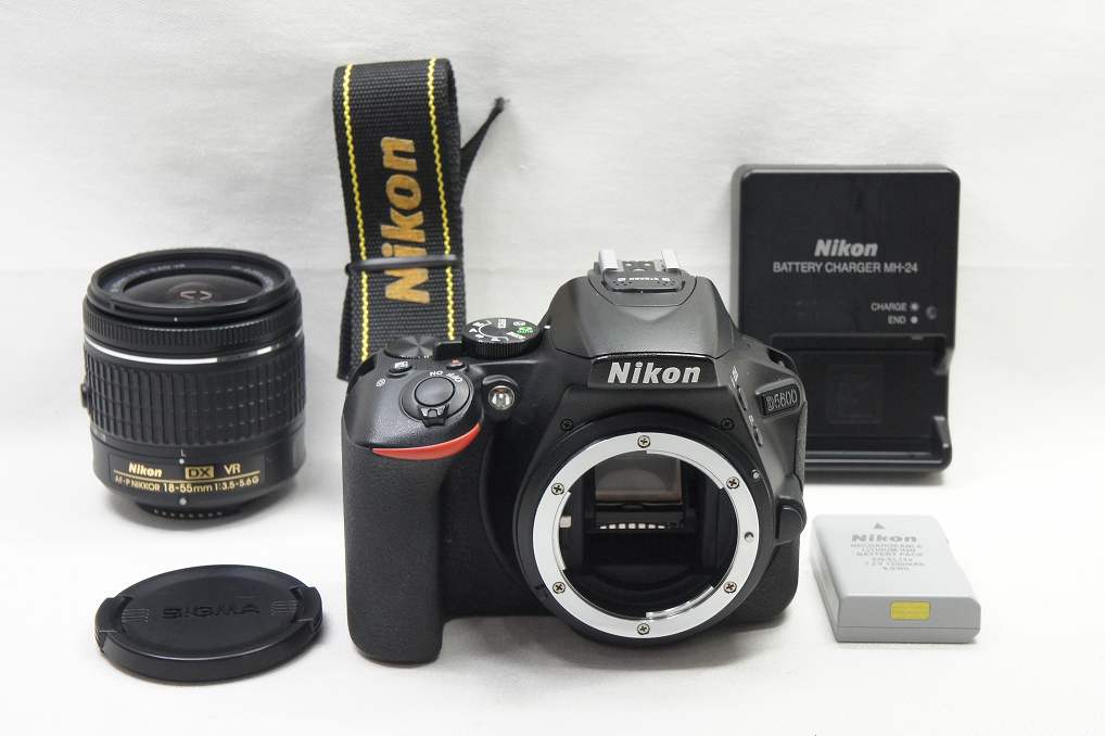 Nikon D5600 18-55mm VR レンズキット　 オマケレンズ付き ニコン Nikon D5600 デジタル一眼レフカメラ 18-55 VR レンズ