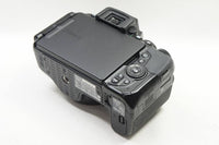 良品 Nikon ニコン D5600 + AF-P DX 18-55mm VR レンズキット デジタル一眼レフカメラ 250821a
